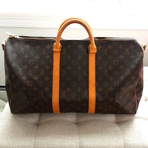 Authentic Louis Vuitton  Bandolier 50